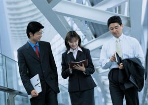 着る人を選ばないGILDANのTシャツ