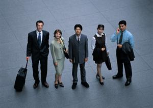 【2025年最新版】コスパ最強!1枚から作れるオリジナルTシャツの激安制作ガイド